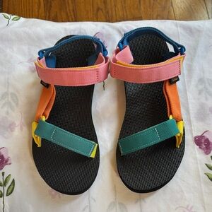COLORFUL TEVA WOMENS SANDALS SIZE 7